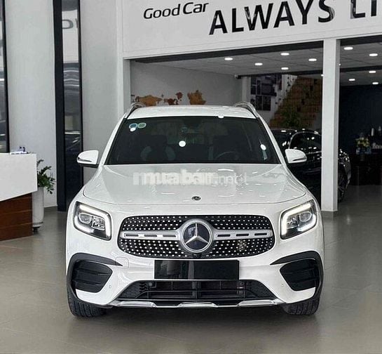 Mercedes GLB200 AMG 2021 SUV 7 chổ cực đẹp