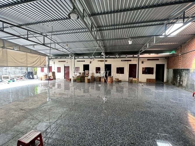 NHÀ KHO 650M2 TRONG KCN LIÊN CHIỂU, SẴN PCCC, CHO THUÊ GIÁ 52K