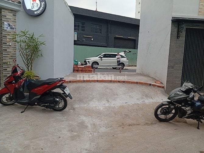 Đất trống đường Bạch Đằng P2 Tân Bình.ngay sân bay Tân Sơn Nhất
