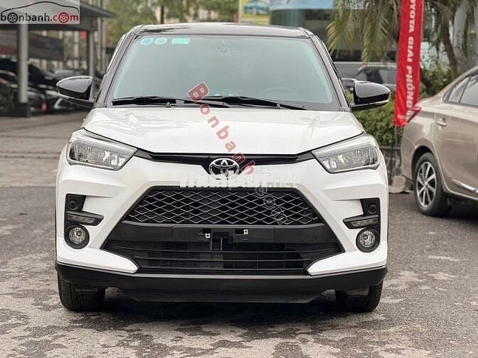 Toyota Raize trắng sản xuất 2022