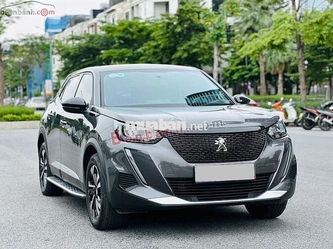 Peugeot 2008 Allure 1.2 AT 2025