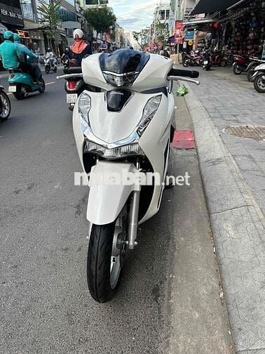 SH dk 4/2025 chuẩn 800km mới 99,9%