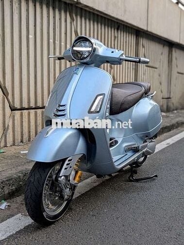 GTS SuperTech 300 HPE Xám Xanh 12/2022