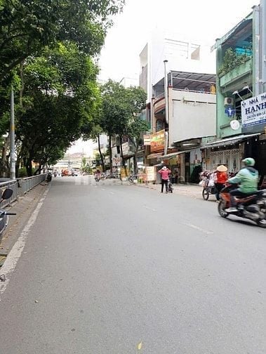 NHÀ BÁN 2 MẶT TIỀN TRƯỚC SAU LÊ TUẤN MẬU DT(4X25)GIÁ 15 TỶ 