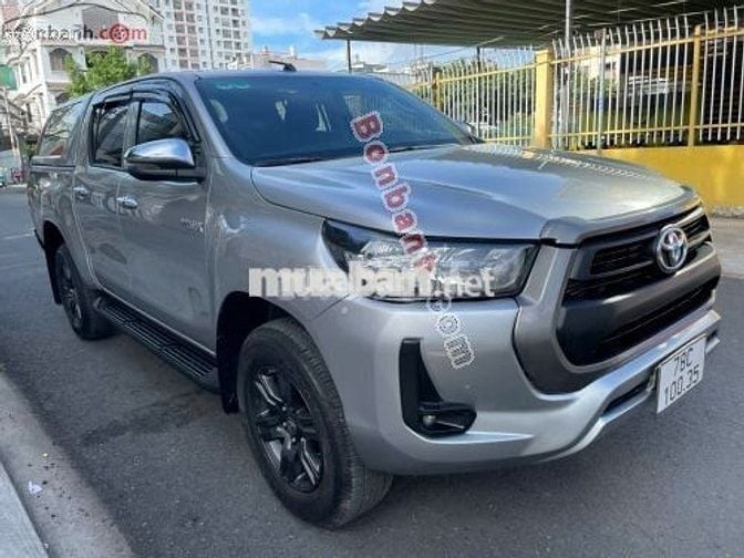 Toyota Hilux 2.4L 4x2 AT 2021