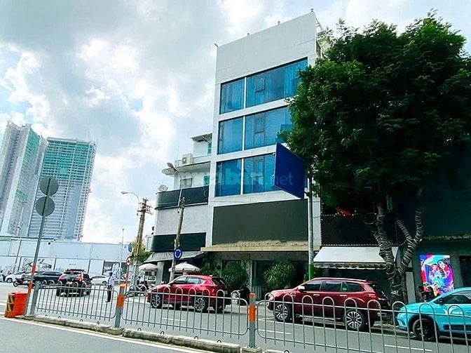 Nhà trung tâm Phạm Ngũ Lão, Quận 1, 4 lầu, thu nhập cao, giá 50 tỷ
