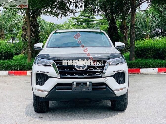 Toyota Fortuner 2022 2.4 4x2 AT - Máy Dầu Rất Mới