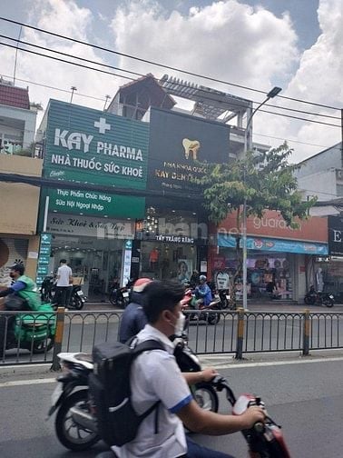 Giảm 5 tỷ bán gấp nhà MT đường CMT8, Quận 3 (6,5x27m) 6 Tầng,Giá 55 tỷ