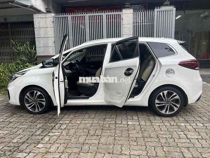 Kia Rondo 2017 2.0 GAT - 38000 km