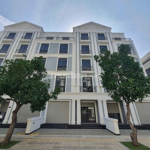 GIÁ TỐT - CHO THUÊ NHÀ 5.5 TẦNG, 250M2 - HT THANG MÁY - CHỈ 25TR, KHU 