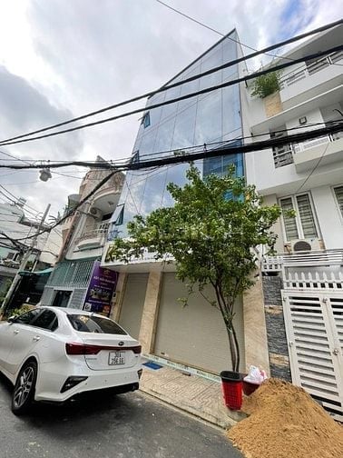 Cực giảm giá tốt! Hẻm xe tải LÊ VĂN DUYỆT, P.1 - BT - 4 tầng (4x15m). 