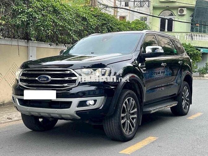 EVEREST 2019 TITANIUM 02 CẦU FULL XE ĐẸP