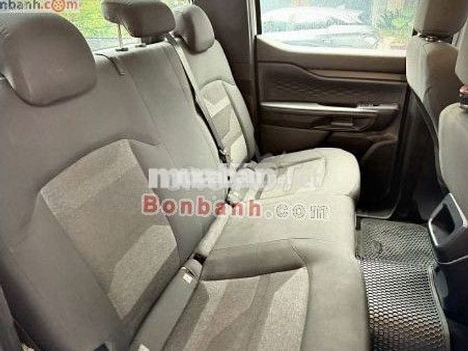 Ford Ranger XLS 2022 – Form mới, xe chính chủ