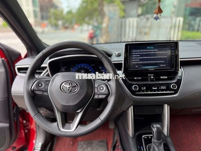 Toyota Cross Hybrid