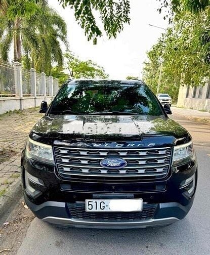 Ford Explorer 2016 xe 1 chủ, full lịch sử hãng