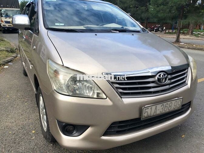 Toyota Innova 2012 E - 280000 km