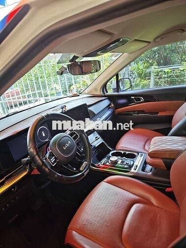2022 2.2D Premium 7 chỗ - 72000 km