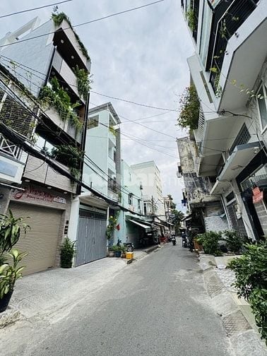 6PN MTKD bàn cờ LẠC LONG QUÂN gần Chợ Hoa , Công Viên Đầm Sen