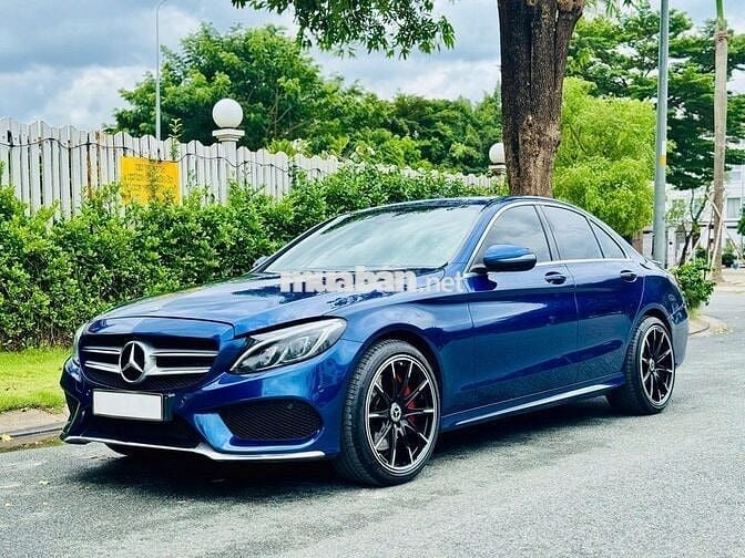 Mercedes Benz C Class 2017 C300 AMG - 60000 km