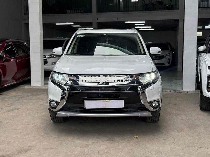 Mitsubishi Outlander 2019 2.0 CVT Premium - 70000