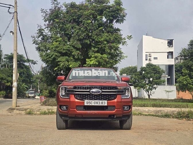 RANGER XLS 2024 AT 1 CẦU LƯỚT 17000KM BẢO HÀNH2027