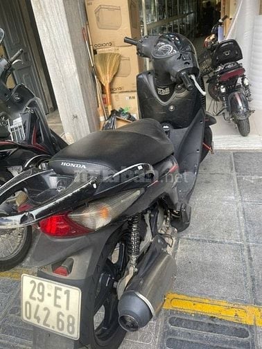 Chính chủ bán Bán xe SH Sport nhập khẩu Ý 150 phân khối, nguyên bản