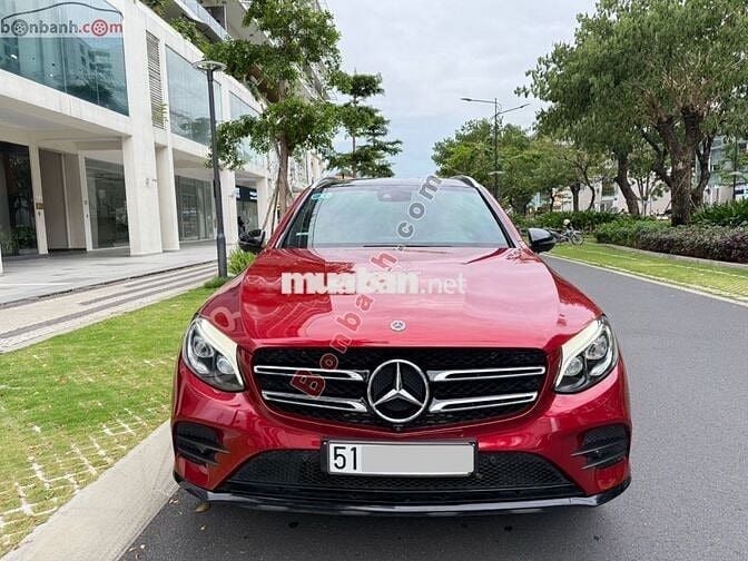 Mercedes Benz GLC 300 4Matic 2018 - 990 Triệu