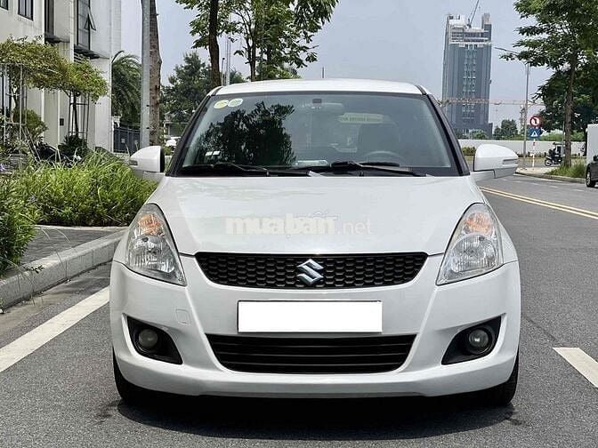 Suzuki Swift 2015 1.4 AT -