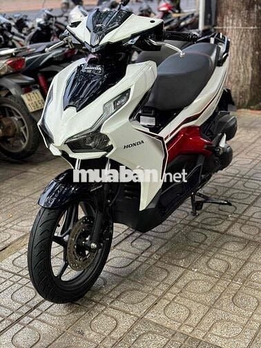 Ab 2021 Phố