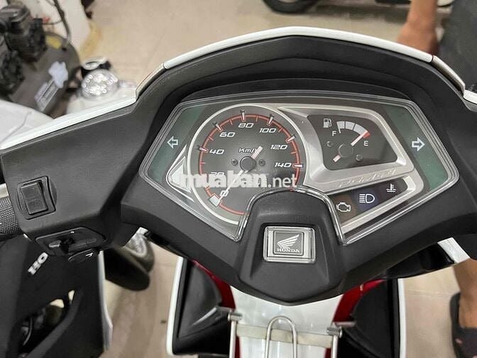 Honda ab trắng đỏ, tay ga 2009