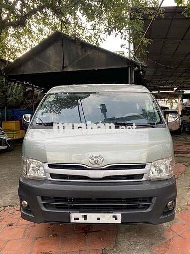 Toyota Hiace 2011 Máy Dầu 2.5 - 220000 km