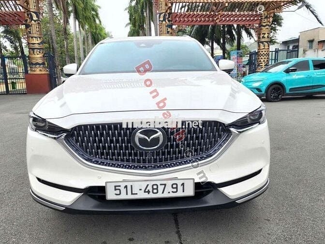 Mazda CX-8 Premium 2025 màu trắng