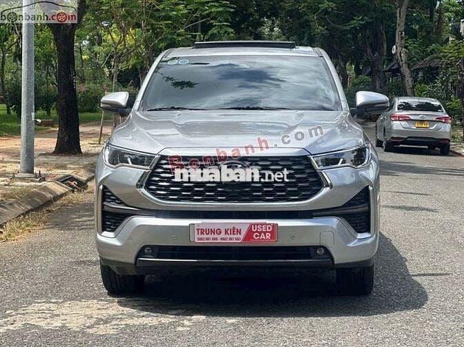 Toyota Innova Cross HEV 2.0 CVT 2023