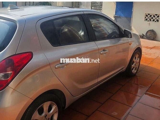 2011 1.4 AT - 700000 km