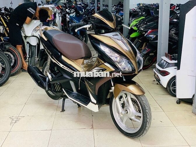 XE MÁY THỊNH PHÁT - AIR BLADE 125 ĐẦU TO VÀNG ĐỒNG
