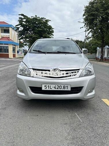 Toyota Innova 2008 G - 278532 km