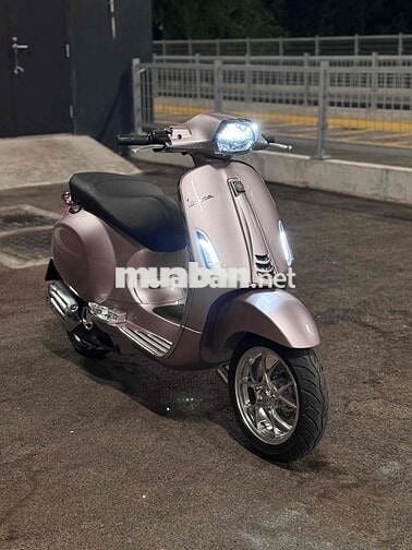 Vespa Sprint TFT 125 Hồng Porsche full đồ chơi