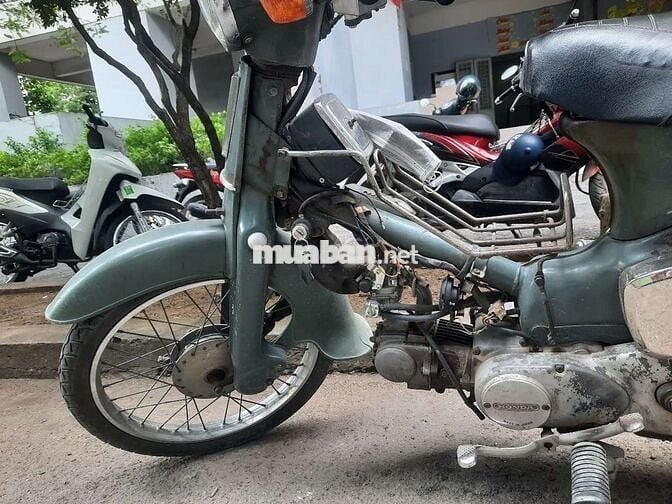 Xe zin 90% km còn đủ