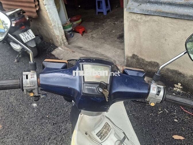 Xe cúp 82 50 có đề ae alo ***