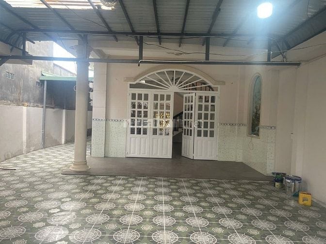 Cho thuê nhà nguyên căn đường nhựa 10m, KDC yên tĩnh