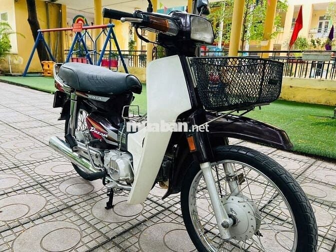 HONDA DREAM 2000 chạy bốc khoẻ, xe còn đẹp