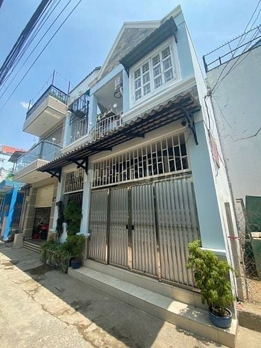 Bán nhà trệt lầu 67 E đường 2 long trường.