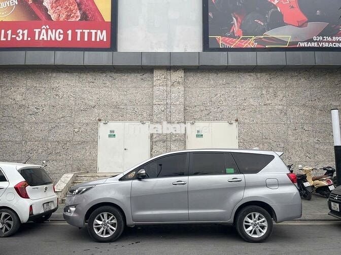 Bán xe Innova 2.0 e 2018 chính chủ nguyên bản