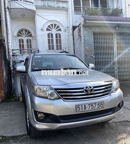 Toyota Fortuner 2013 2.5G - 251000 km