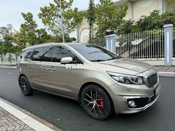 Kia Sedona 2017 2.2L DATH - 150000 km