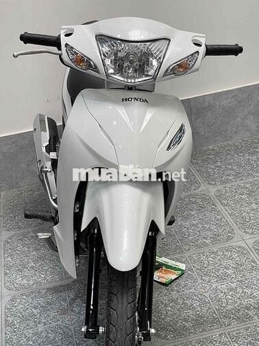 ALPHA 110,2024 LƯỚT 2700km,ÁO KEO FULL XE,NHƯ MỚI