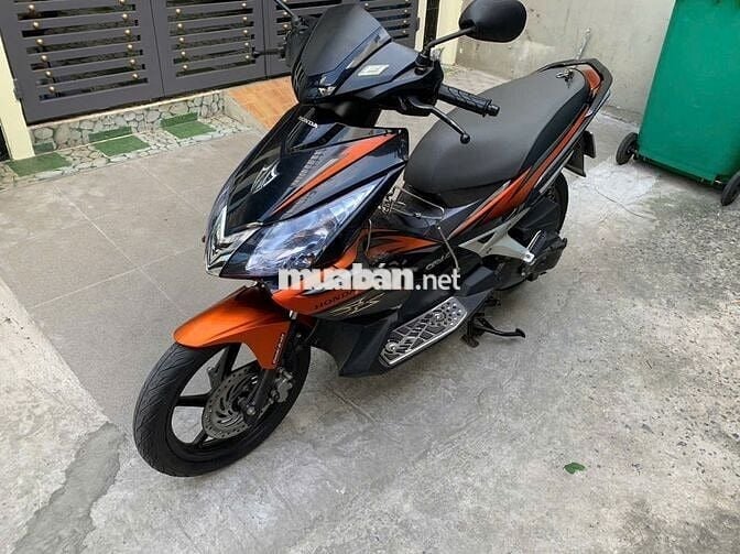 Xe 2009 đời đầu – Zin 100% – Giữ kỹ như mới