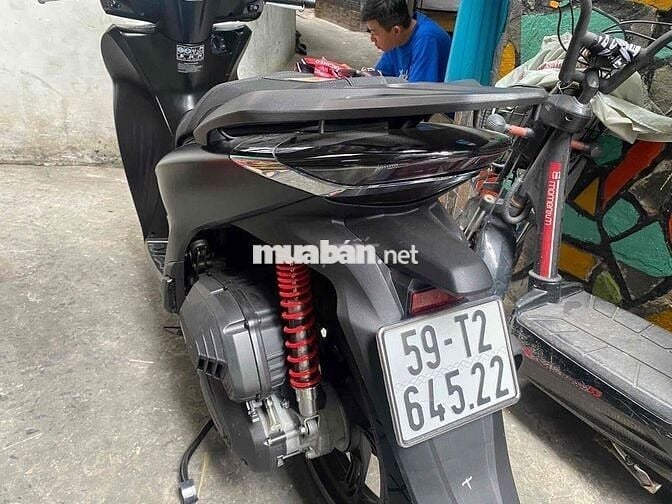 Cần bán xe Sh 125 trùm mền