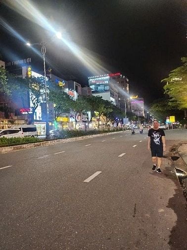 Bán lô đất vàng 431m² mặt tiền 18m Lê Đình Dương – Trung tâm Hải Châu