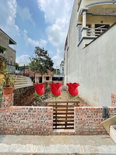       ĐẤT DƯƠNG XÁ -GIA LÂM,  KHỔ VUÔNG VẮN - VỈA HÈ - ĐƯỜNG OTO TRÁNH